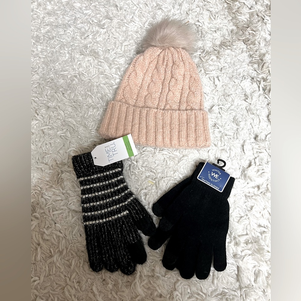WINTER HAT & GLOVE BUNDLE!